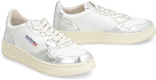 Carica l'immagine nel visualizzatore di Gallery, Sneakers low-top Medalist
