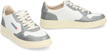 Carica l'immagine nel visualizzatore di Gallery, Sneakers low-top Medalist
