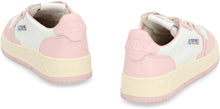 Carica l'immagine nel visualizzatore di Gallery, Sneakers Medalist in pelle
