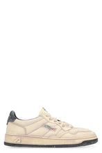 Load image into Gallery viewer, Medalist Leather low-top sneakers
