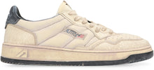 Load image into Gallery viewer, Medalist Leather low-top sneakers
