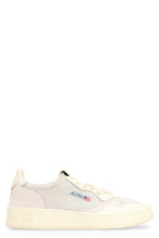 Load image into Gallery viewer, Medalist Super Vintage Low-top sneakers
