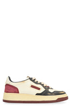 Load image into Gallery viewer, Medalist Low-top sneakers
