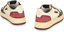 Load image into Gallery viewer, Medalist Low-top sneakers
