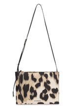 Load image into Gallery viewer, Pochette Voyou in leopard jacquard

