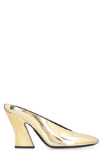 Load image into Gallery viewer, Mule with sculpted heel in leather mirror effect
