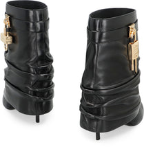 Carica l'immagine nel visualizzatore di Gallery, Stivaletti Shark Lock Stiletto in nappa
