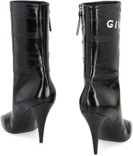 Carica l'immagine nel visualizzatore di Gallery, Stivaletti Sliced Square Givenchy Tape in pelle
