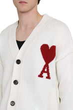 Load image into Gallery viewer, Virgin wool cardigan
