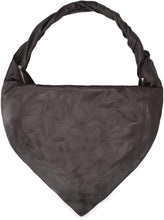 Carica l'immagine nel visualizzatore di Gallery, Scarf bag in pelle
