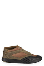 Load image into Gallery viewer, Skate mid-top sneakers
