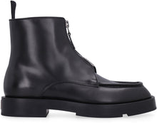 Load image into Gallery viewer, Squared leather ankle boots
