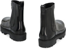 Load image into Gallery viewer, Show Leather Chelsea boots
