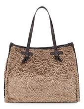 Load image into Gallery viewer, Tote bag in faux astrakhan
