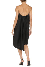 Carica l&#39;immagine nel visualizzatore di Gallery, Abito in nylon tecnico
