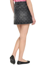 Load image into Gallery viewer, Denim mini skirt
