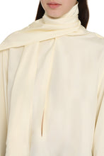 Carica l'immagine nel visualizzatore di Gallery, Blusa in seta
