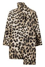 Load image into Gallery viewer, Oversized leopard coat
