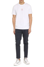 Carica l'immagine nel visualizzatore di Gallery, T-shirt in cotone con logo
