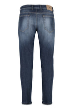 Carica l'immagine nel visualizzatore di Gallery, Jeans tapered fit Reggae
