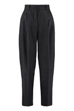 Carica l'immagine nel visualizzatore di Gallery, Pantaloni carrot-fit Caprera in lana stretch
