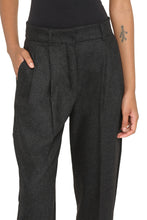 Carica l'immagine nel visualizzatore di Gallery, Pantaloni carrot-fit Caprera in lana stretch
