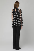 Carica l'immagine nel visualizzatore di Gallery, Blusa Carella in seta a pois

