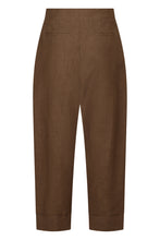 Carica l'immagine nel visualizzatore di Gallery, Pantaloni cropped
