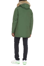 Carica l'immagine nel visualizzatore di Gallery, Arctic Parka classico
