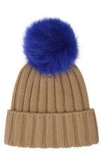 Carica l'immagine nel visualizzatore di Gallery, Cappello in maglia con pom-pon
