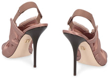 Carica l'immagine nel visualizzatore di Gallery, Slingback in raso
