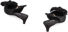 Carica l'immagine nel visualizzatore di Gallery, Slingback in raso

