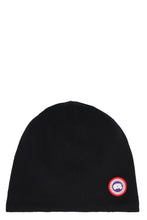 Carica l'immagine nel visualizzatore di Gallery, Cappello in maglia con logo
