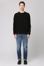 Load image into Gallery viewer, Dartmouth Crew-neck wool sweater

