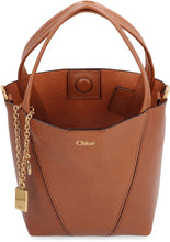 Carica l'immagine nel visualizzatore di Gallery, Tote bag Chloé Spin Piccola in pelle
