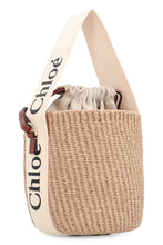 Carica l'immagine nel visualizzatore di Gallery, Chloé x Mifuko - Borsa a secchiello Woody piccola
