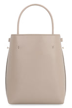 Carica l'immagine nel visualizzatore di Gallery, Tote bag micro Chloé Sense in pelle

