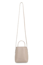 Carica l'immagine nel visualizzatore di Gallery, Tote bag micro Chloé Sense in pelle
