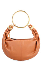 Carica l'immagine nel visualizzatore di Gallery, Bracelet hobo-bag in pelle
