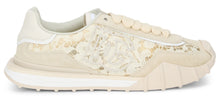 Carica l'immagine nel visualizzatore di Gallery, Sneaker low-top con inserti in pizzo

