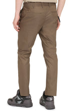 Carica l'immagine nel visualizzatore di Gallery, Pantaloni chino in cotone stretch
