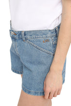 Carica l'immagine nel visualizzatore di Gallery, Shorts Claire in denim
