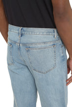 Carica l'immagine nel visualizzatore di Gallery, Jeans straight leg Martin a 5 tasche
