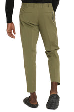 Carica l'immagine nel visualizzatore di Gallery, Pantaloni chino in cotone stretch
