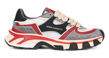 Carica l'immagine nel visualizzatore di Gallery, Sneakers con suola robusta
