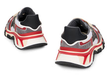 Carica l'immagine nel visualizzatore di Gallery, Sneakers con suola robusta
