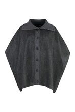 Load image into Gallery viewer, Wool cape
