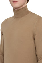 Carica l'immagine nel visualizzatore di Gallery, Pullover dolcevita in lana
