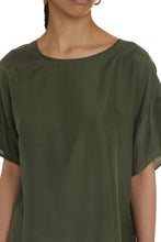 Carica l'immagine nel visualizzatore di Gallery, Blusa in seta
