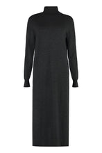 Carica l&#39;immagine nel visualizzatore di Gallery, Abito dolcevita in maglia
